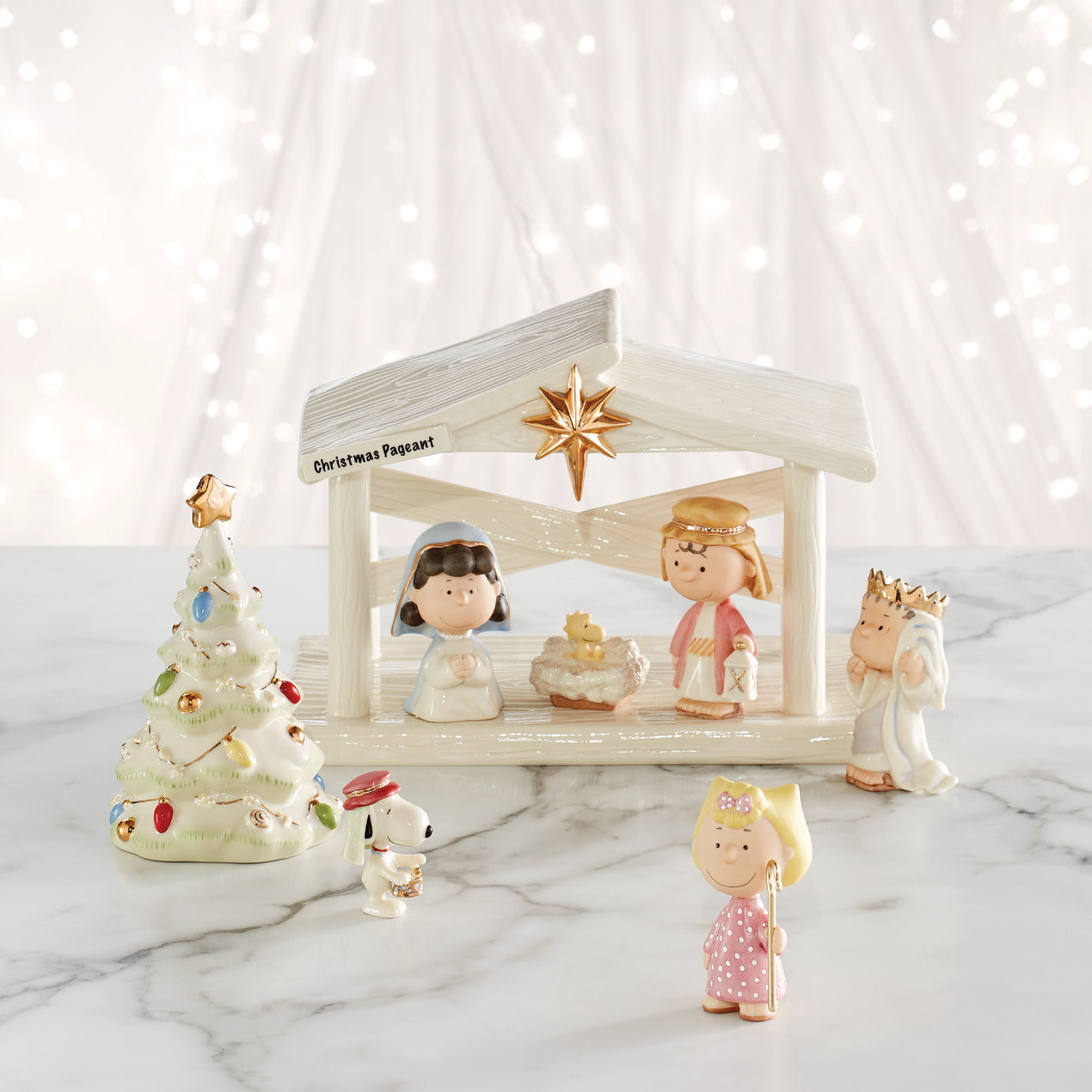 Peanuts The Christmas Pageant & Creche 8-Piece Set