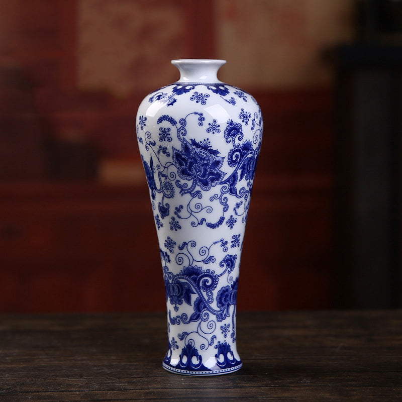 Decorative Chinoiserie Blue and White Porcelain Vase