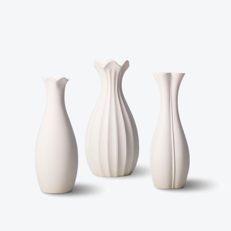 Nordic Style Ruffled Opening Table Vase