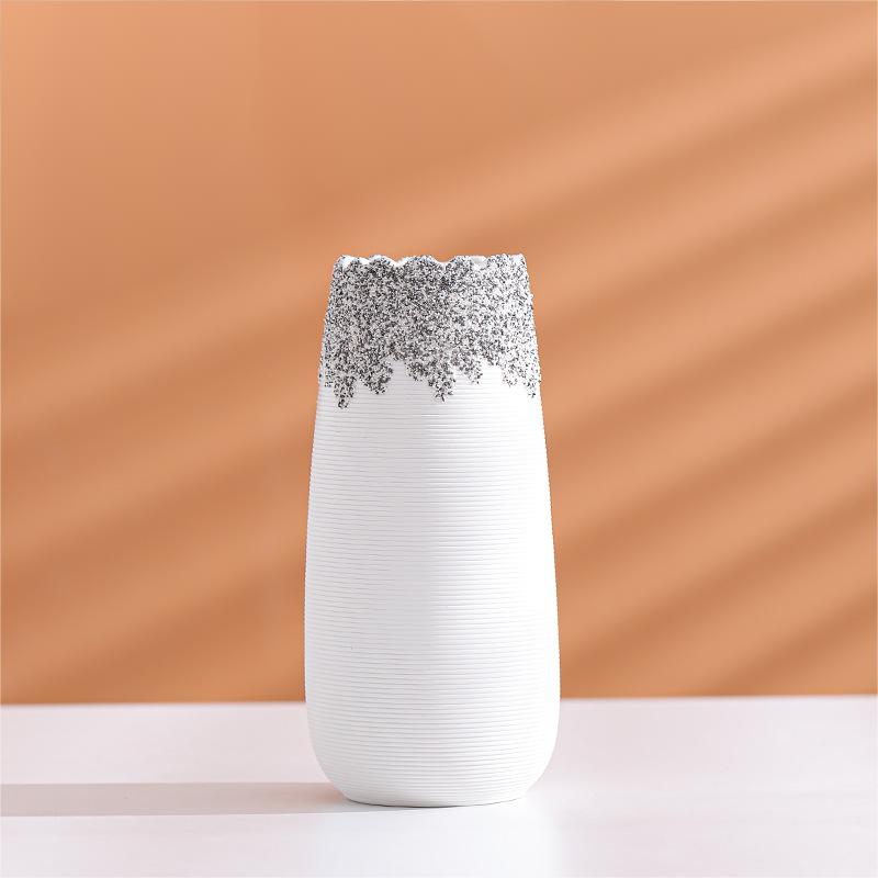 Japanese Style Horizontal Striped Gradient Ceramic Vase